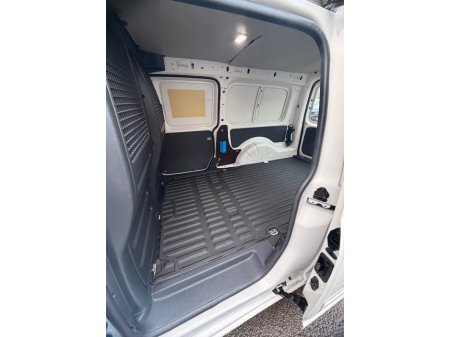 2019 Volkswagen Caddy Maxi €14,430 thumbnail