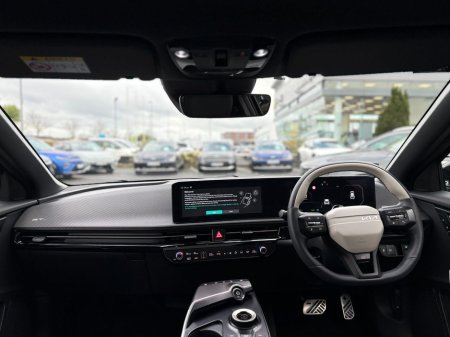 2025 Kia EV6 GT Line €49,995 thumbnail