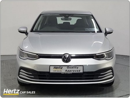 2023 Volkswagen Golf LIFE 2.0 TDI 115HP Diesel Manual €26,995 thumbnail