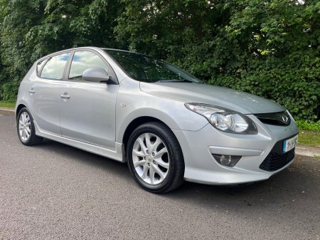 2011 Hyundai i30 1.6 CRDi 90hp Classic Eco €2,390 thumbnail