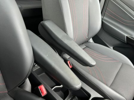 2025 Volkswagen ID.5 GTX thumbnail