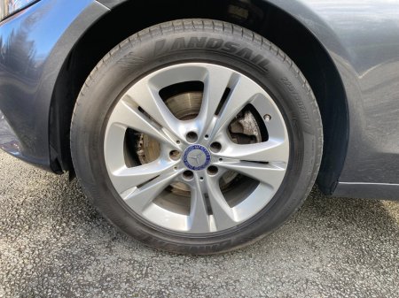 2016 Mercedes-Benz C Class - thumbnail 20