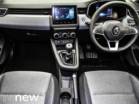 2025 Renault Clio - thumbnail 2