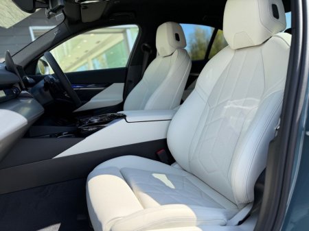 2026 BMW 5 Series - photo 4