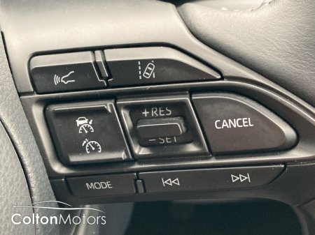 2024 Toyota Yaris Cross 1.5 Hybrid Luna €27,950 thumbnail