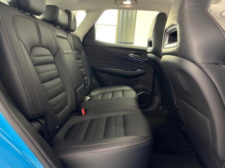 2023 MG HS EXCLUSIVE PHEV AUTO**PANORAMIC ROOF**DIGITAL DASH**TOUCH SCREEN APPLE CAR PLAY**MULTIFUNCTIONAL STEERING WHEEL**HEATED LEATHER SEATS**ELECTRIC SEATS**ELECTRIC FOLDING MIRRORS**ELECTRIC TAILGATE** €27,995 thumbnail