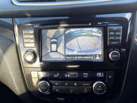 2015 Nissan Qashqai - thumbnail 9