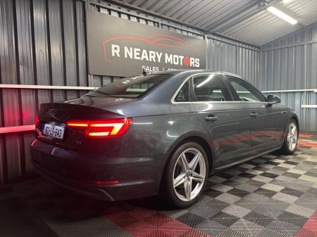 2016 Audi A4 2.0TDI 122HP S tronic Attraction Ultra €14,950 thumbnail