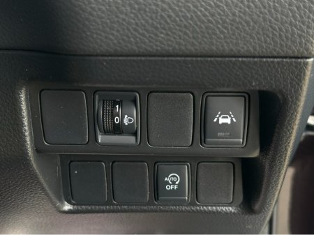 2020 Nissan Qashqai - thumbnail 11