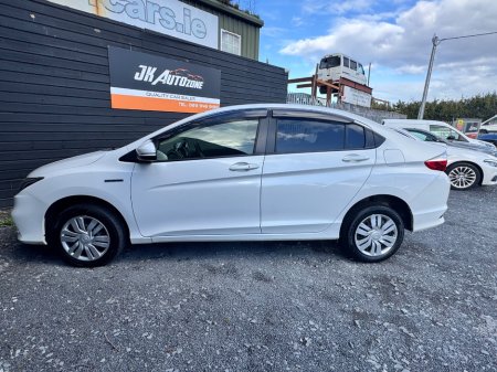 2019 Honda Grace - thumbnail 8