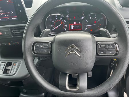 2024 Citroen Berlingo - thumbnail 16
