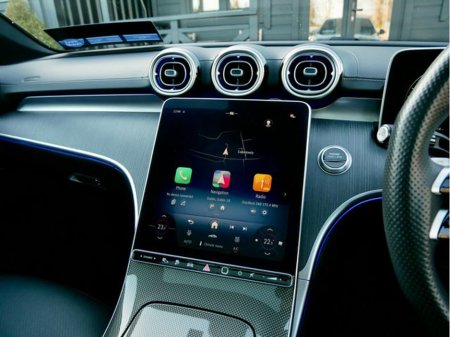 2025 Mercedes-Benz C Class - thumbnail 19