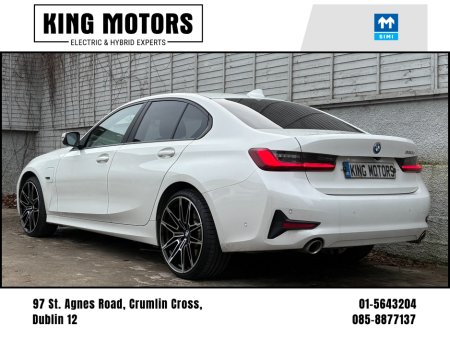 2021 BMW 3 Series 330e SE PRO AUTO / 20" UPGRADED ALLOYS / APPLE & ANDROID / ONE OWNER / BMW HISTORY / *FINANCE OPTIONS AVAILABLE* €26,949 thumbnail