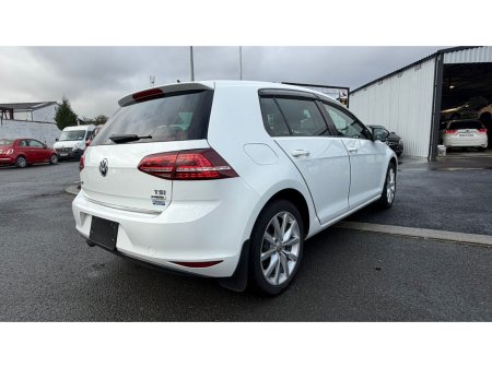 2017 Volkswagen Golf 1.2 TSI 110 bhp Comfortline €14,999 thumbnail