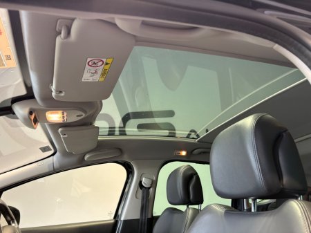 2016 Peugeot 3008 - thumbnail 15