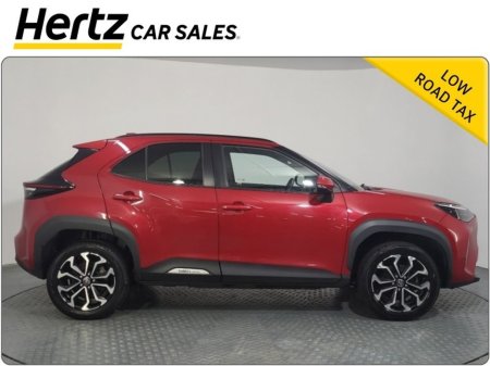 2023 Toyota Yaris Cross DESIGN HEV 1.5 Petrol Automatic €25,895 thumbnail