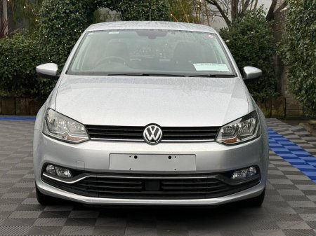 2016 Volkswagen Polo COMFORTLINE 1.2 TSI // FULL SERVICE HISTORY // LOW MILEAGE // DIGITAL CLIMATE CONTROL €13,750 thumbnail