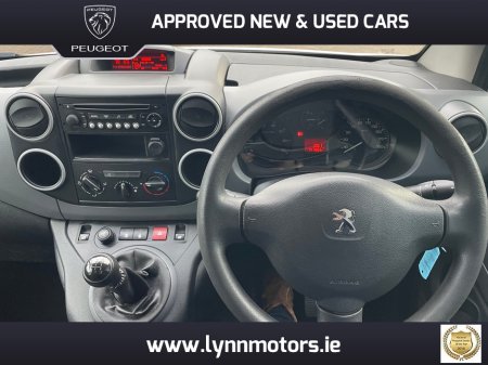 2017 Peugeot Partner - thumbnail 9