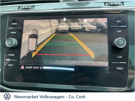 2018 Volkswagen Tiguan Allspace - view 4