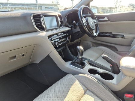 2018 Kia Sportage - thumbnail 18