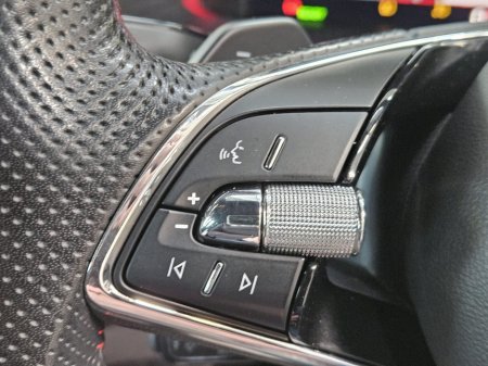 2022 Skoda Octavia - thumbnail 10