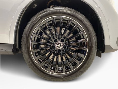 2025 Mercedes-Benz GLC Class - thumbnail 7