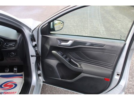 2020 Ford Focus 1.5L EcoBlue 120PS ST-Line €20,950 thumbnail