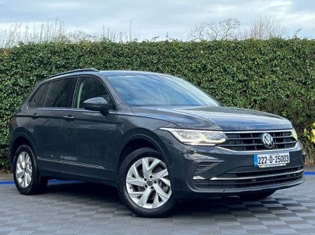 2022 Volkswagen Tiguan LIFE 1.4 TSI PLUG-IN HYBRID // FULL SERVICE HISTORY // APPLE CARPLAY/ANDROID AUTO // ADAPTIVE CRUISE CONTROL €28,950 thumbnail