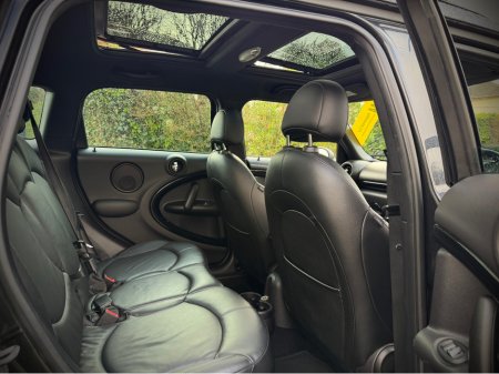 2016 MINI Countryman 1.6 Diesel Business Edition 5dr. €11,900 thumbnail