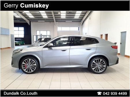 2024 BMW iX2 eDrive20 M SPORT | 201BHP | 65kWh thumbnail