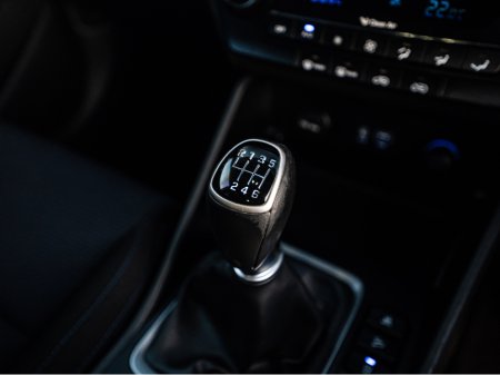 2016 Hyundai Tucson 2016 Tucson 1.7d Comfort plus/Irish car/1yr warran €14,888 thumbnail