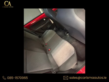 2014 Volkswagen up! VW UP 1.0 AUTO thumbnail