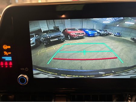 2023 Toyota C-HR HYBRID SOL 4DR AUTO €24,499 thumbnail