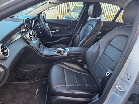 2015 Mercedes-Benz C Class - thumbnail 10