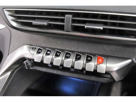 2019 Peugeot 5008 1.5HDI GT LINE BLUE thumbnail