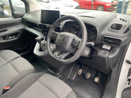 2023 Toyota Proace - thumbnail 14