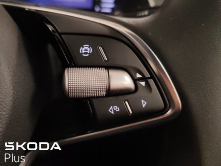2025 Skoda Octavia - thumbnail 31