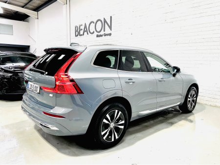 2023 Volvo XC60 - thumbnail 6
