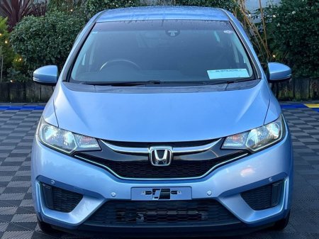 2016 Honda Fit F-PACKAGE 1.5 HYBRID // SERVICE HISTORY // REVERSE CAMERA // DIGITAL CLIMATE CONTROL €10,900 thumbnail