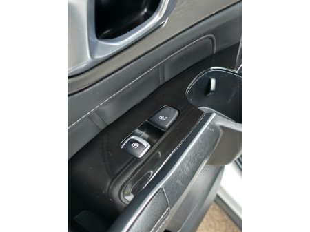 2022 Kia Sorento - thumbnail 17