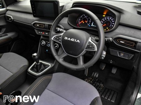 2025 Dacia Sandero Stepway STEPWAY Essential TCe 90 GSR2 €21,390 thumbnail