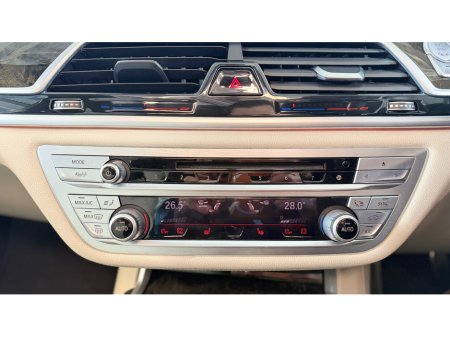 2018 BMW 7 Series - thumbnail 17