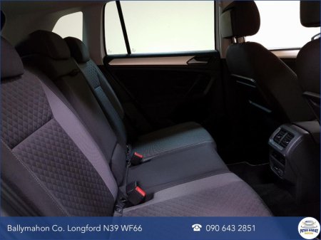 2018 Volkswagen Tiguan - thumbnail 32