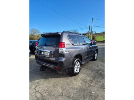 2011 Toyota Landcruiser - thumbnail 6