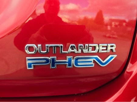 2019 Mitsubishi Outlander 2.4 JURO PHEV 221BHP €19,950