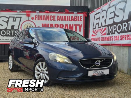 2015 Volvo V40 - thumbnail 1