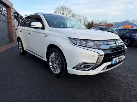 2020 Mitsubishi Outlander 4X4 Plug-in Hybrid - High Spec - Like New €24,750 thumbnail