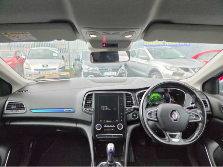 2019 Renault Megane - thumbnail 12