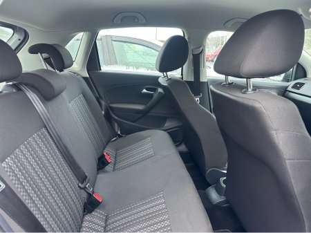 2015 Volkswagen Polo TRENDLINE 1.0 60HP MANUAL 5SPEED 5DR thumbnail