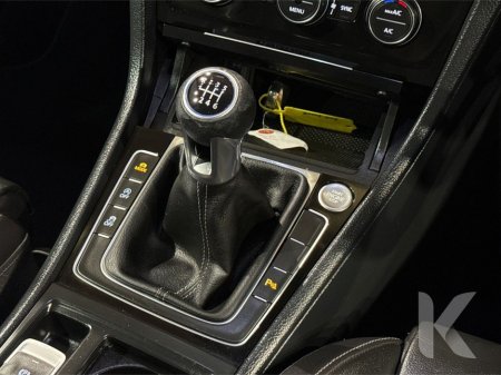 2015 Volkswagen Golf - thumbnail 22